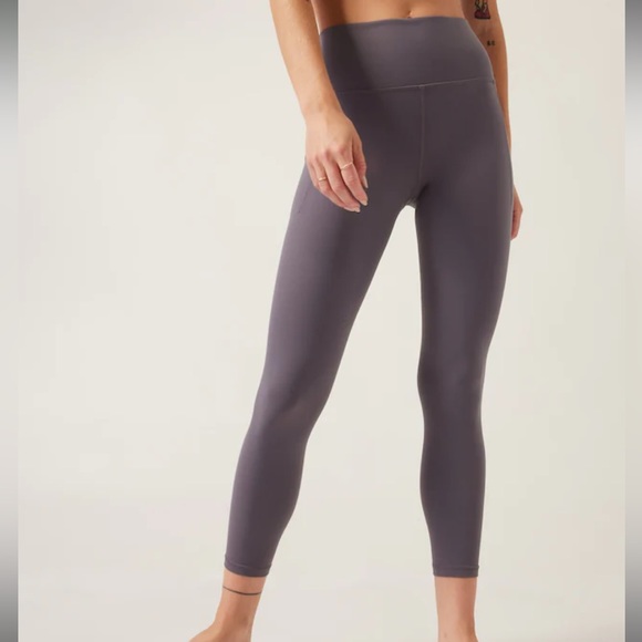 Athleta Salutation Stash Leggings - Picture 1 of 11